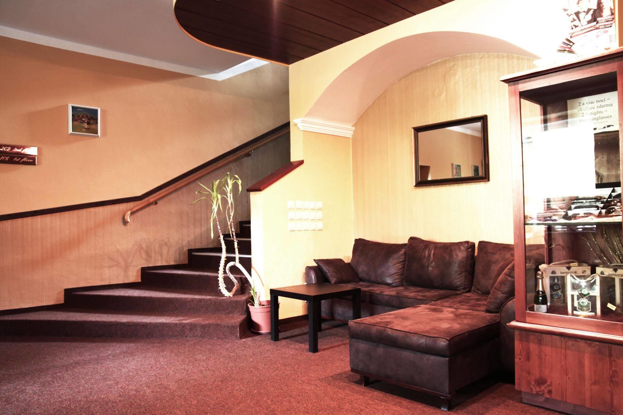 Hotel Tatry Tátralomnic Kültér fotó